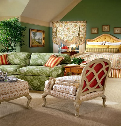 Phillips Upholstery living room decor 770-632-4257